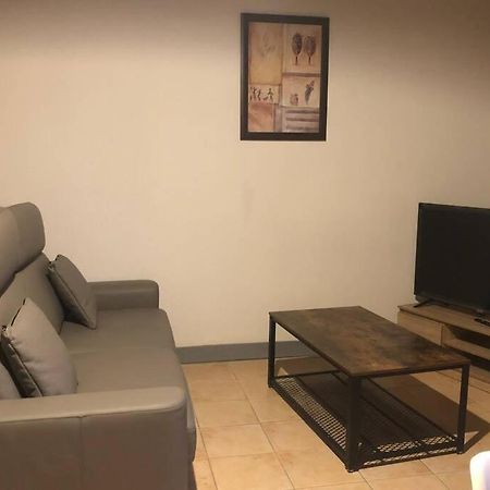 Apartament Duplex Avec Parking Prive , Hyper Centre De Blois Zewnętrze zdjęcie