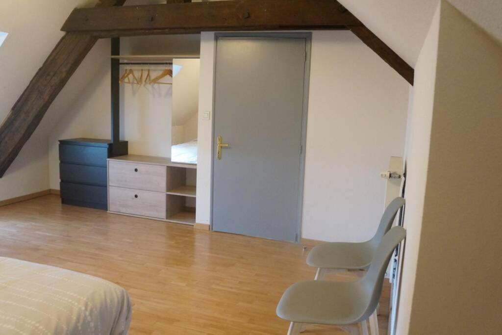 Apartament Duplex Avec Parking Prive , Hyper Centre De Blois Zewnętrze zdjęcie